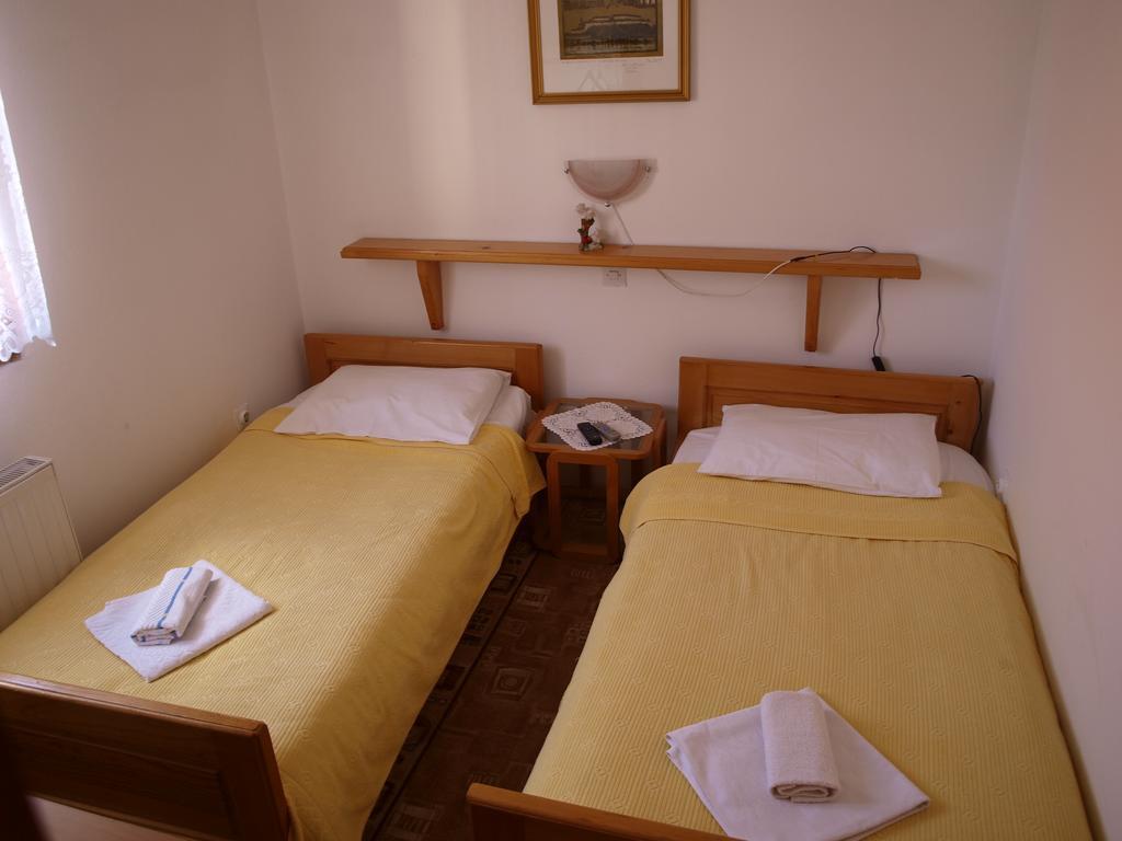 Guesthouse Ukus Durmitora Žabljak Exterior foto